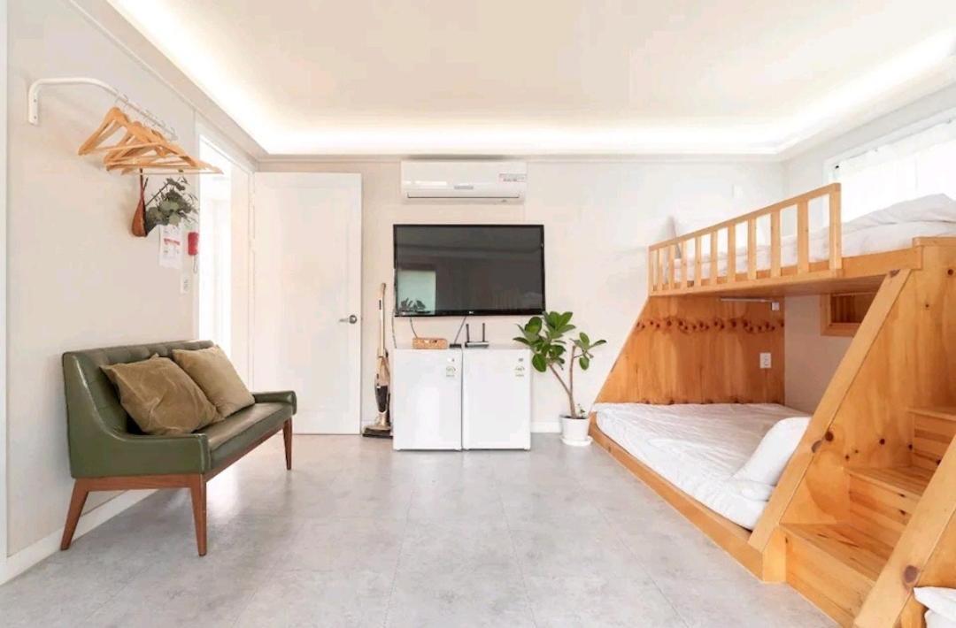 Bliss Penthouse2 *